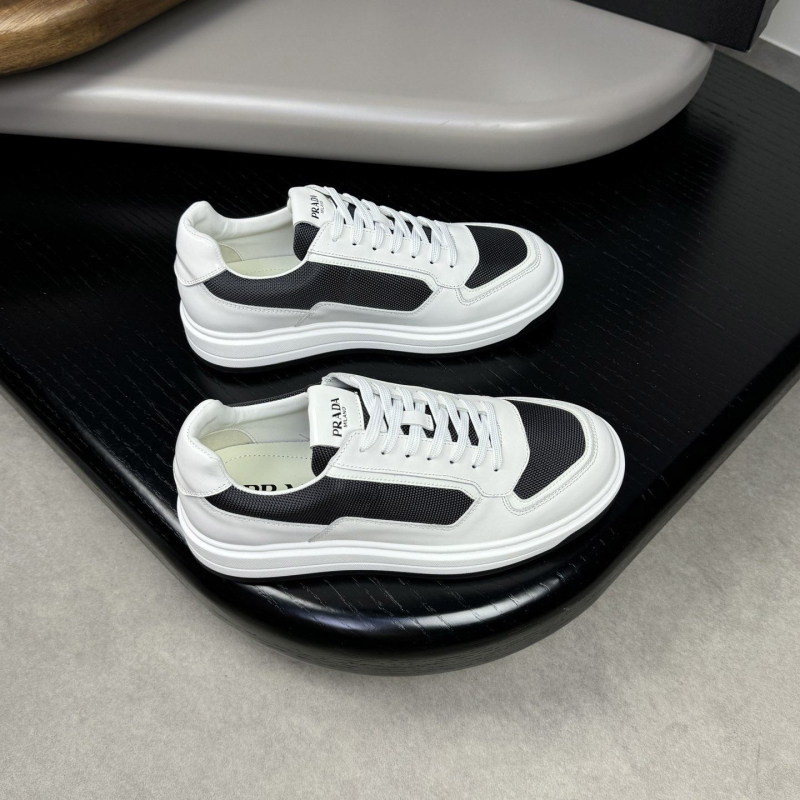 Pra*a casual shoes